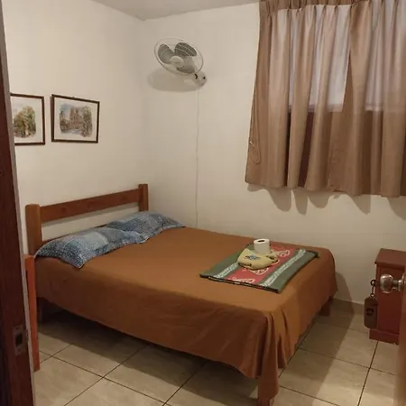 Hostal Paris-2
